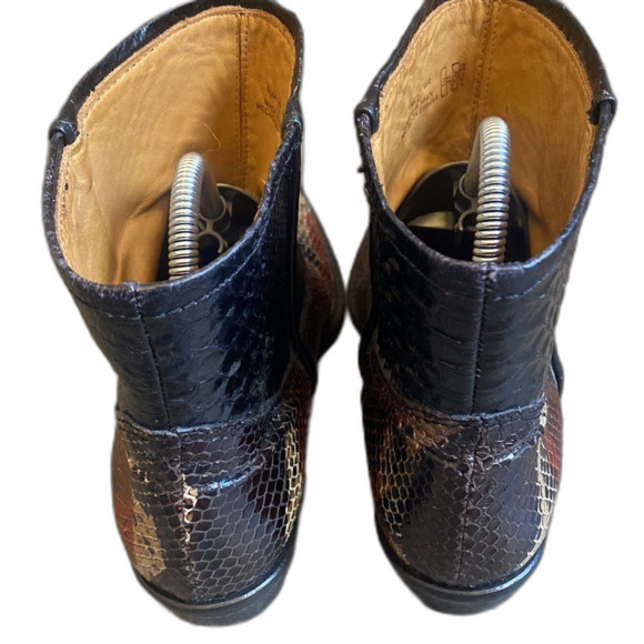 Zara Textured Snake Skin Pointed Toe Boots Fall/Winter Collection Size: EU 37 - Picture 3 of 10